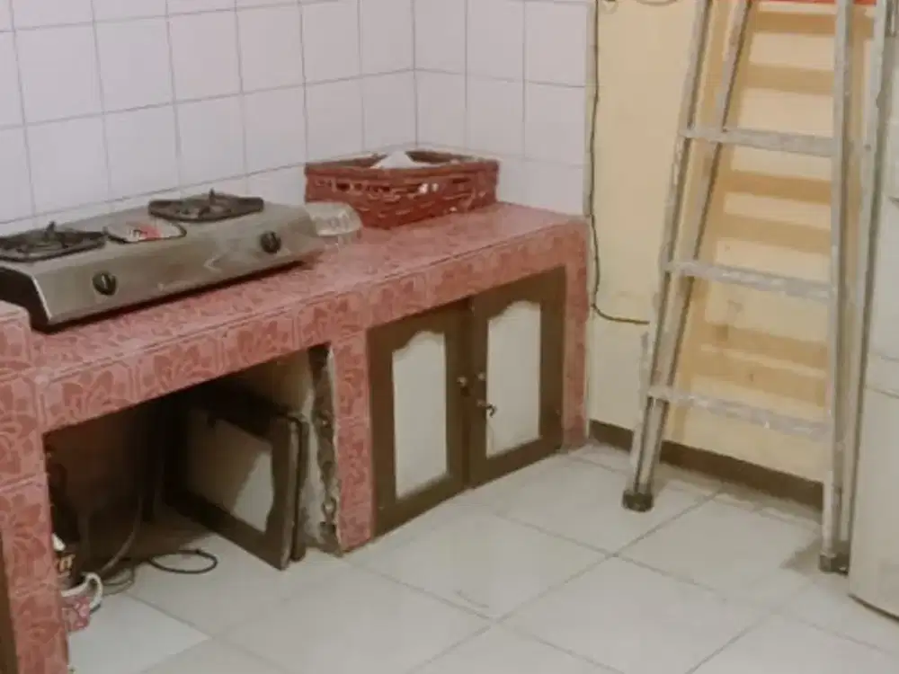 TURUN HARGA*JUAL CEPAT RUMAH TERAWAT DI KOMPLEK MARGAWANGI BUAHBATU MARGACINTA