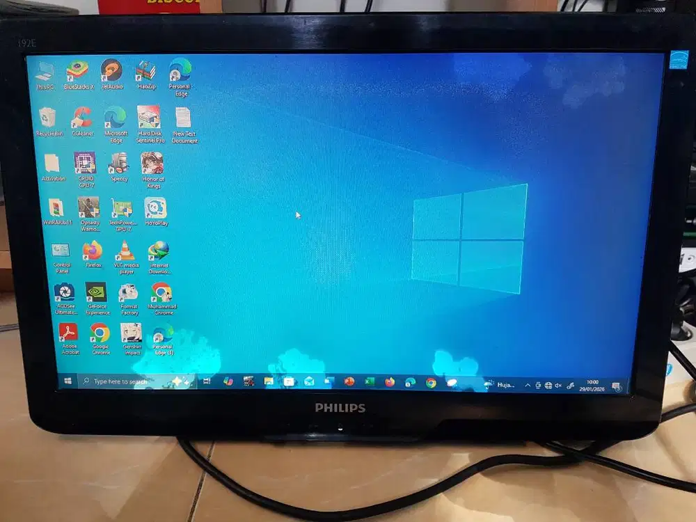 Monitor LED Philips I92E 19inc 1366x768p