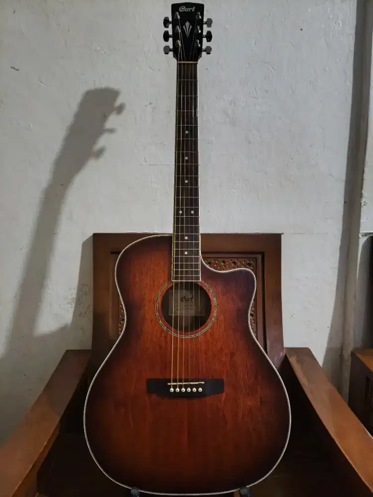 Gitar cort ga medxm op ori like new