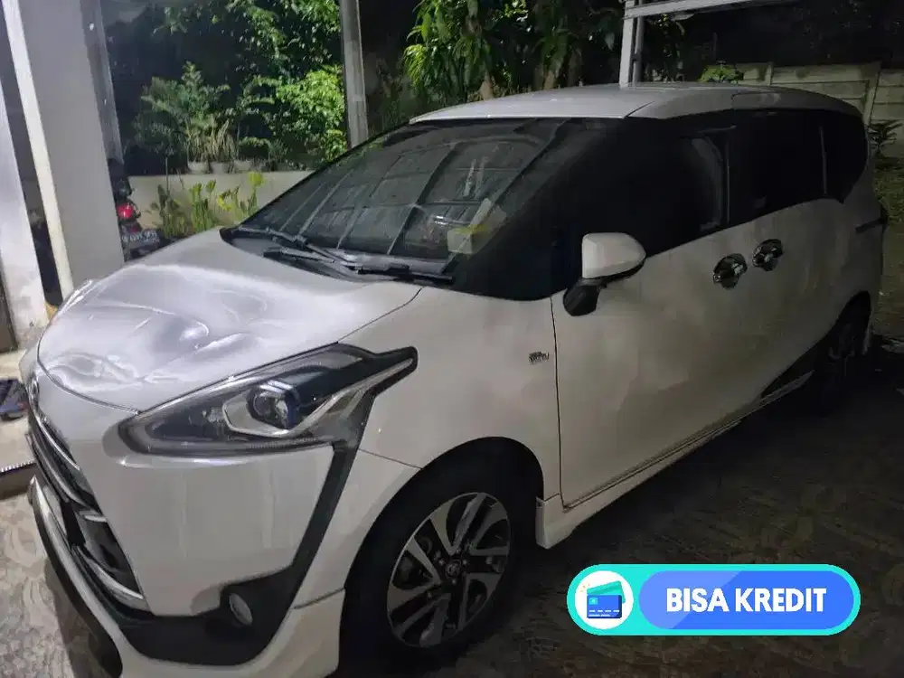 Toyota Sienta Type Q 2017
