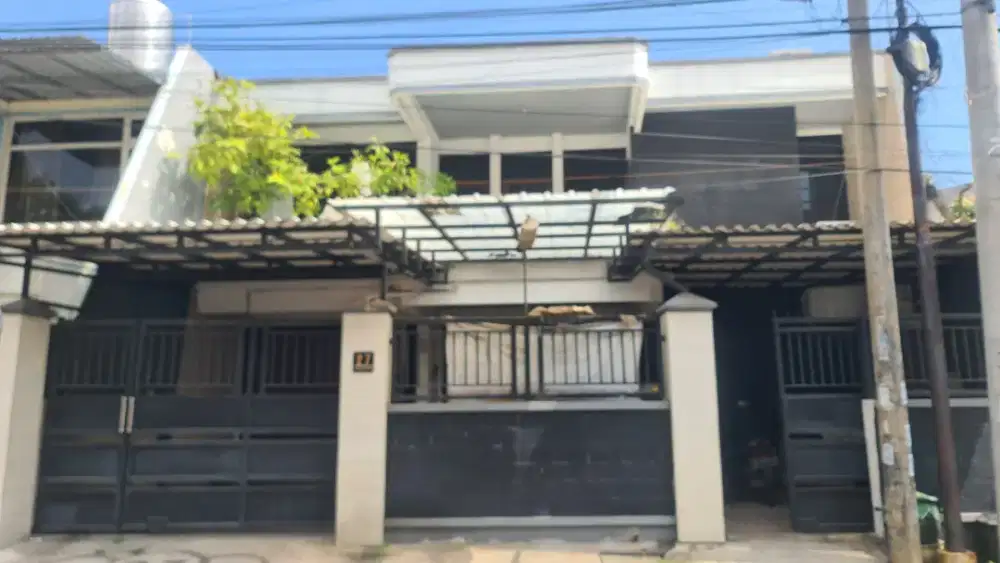 Rumah Luas 2 {Dua} Lantai