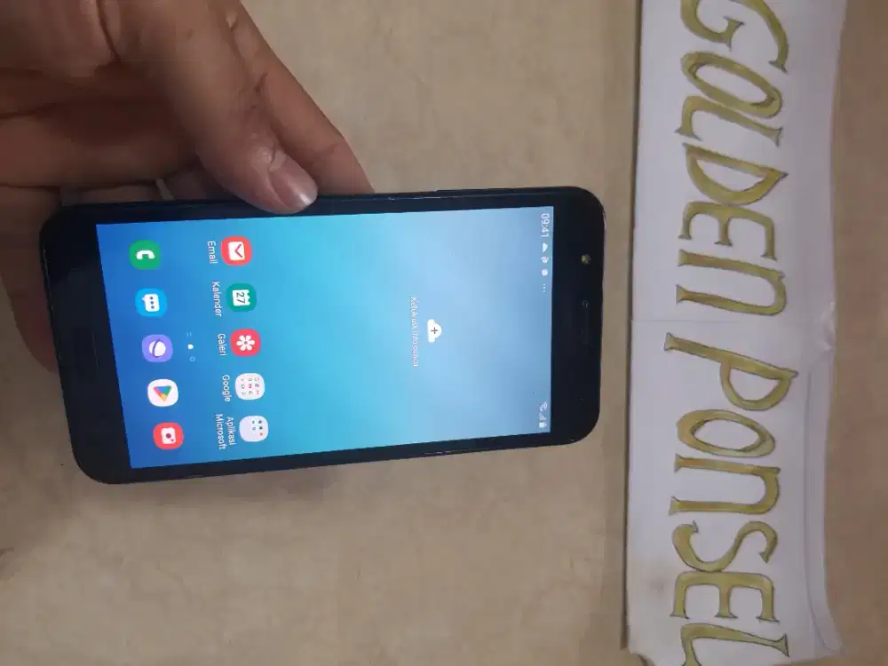 Samsung J7 Core (16gb/2Gb)perfect-Golden Ponsel