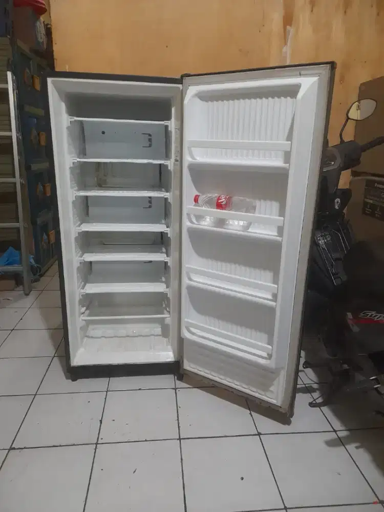 FREZER 6RAK ( PANASONIC )