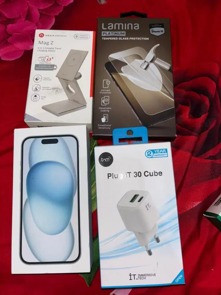 SECOND LIKE NEW IP 15 128 ibox