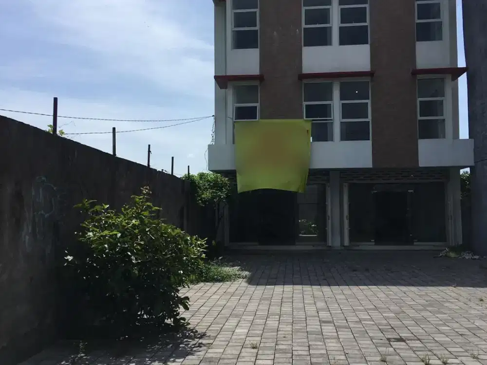 DIKONTRAKKAN RUKO / KANTOR SUNSET ROAD – MINIMAL 3 TAHUN