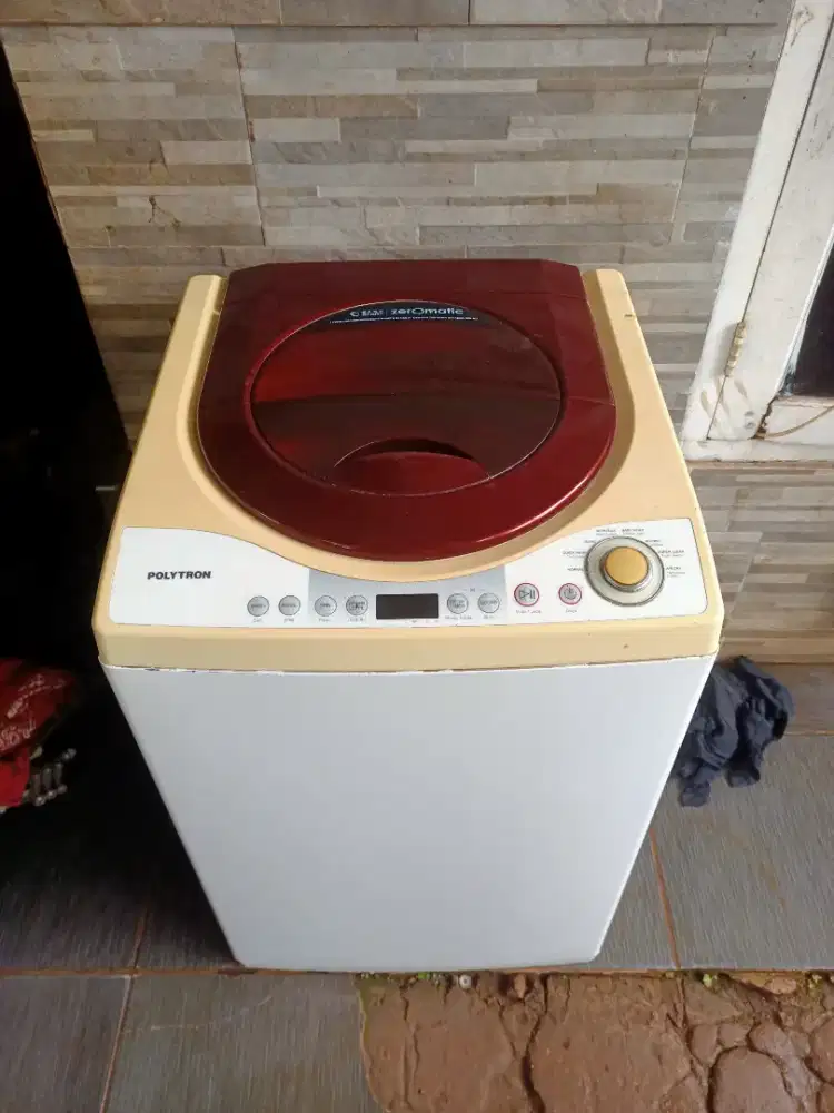 mesin cuci Polytron