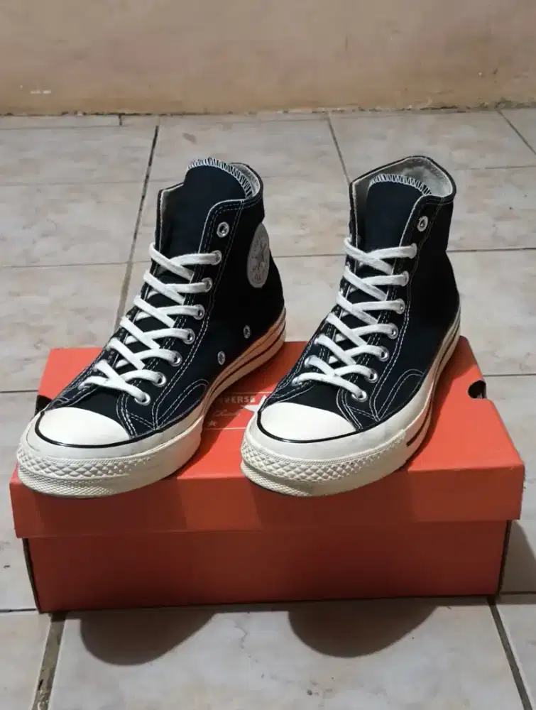 Sepatu Converse high dan low original