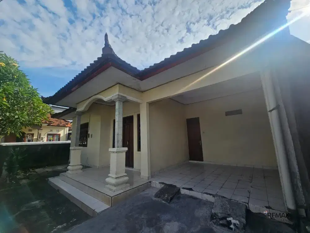 Rumah 1 Lantai 3 Kamar Tidur Disewakan, di Pulau Moyo, Denpasar Area