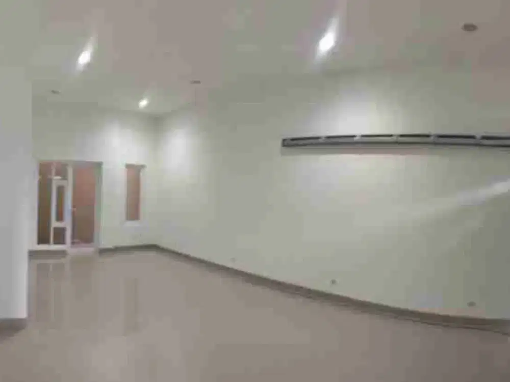 Disewakan Ruko 2 Lantai Sayap Ciateul Cocok untuk Usaha/Kantor Daerah Ramai