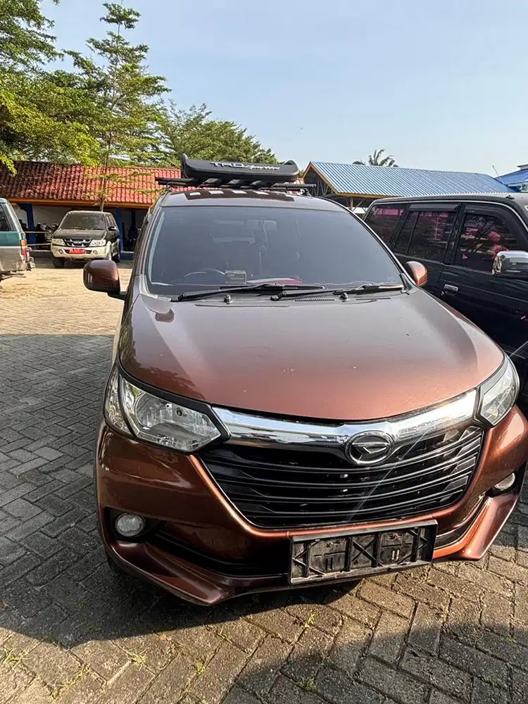 Xenia 2017 Coklat Metalik