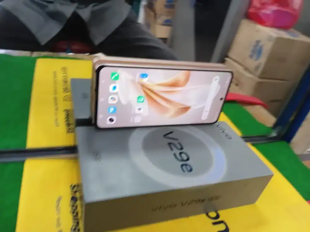 Vivo  V29 e 5G Ram 8/256 gb lengkap normal tampa kendala