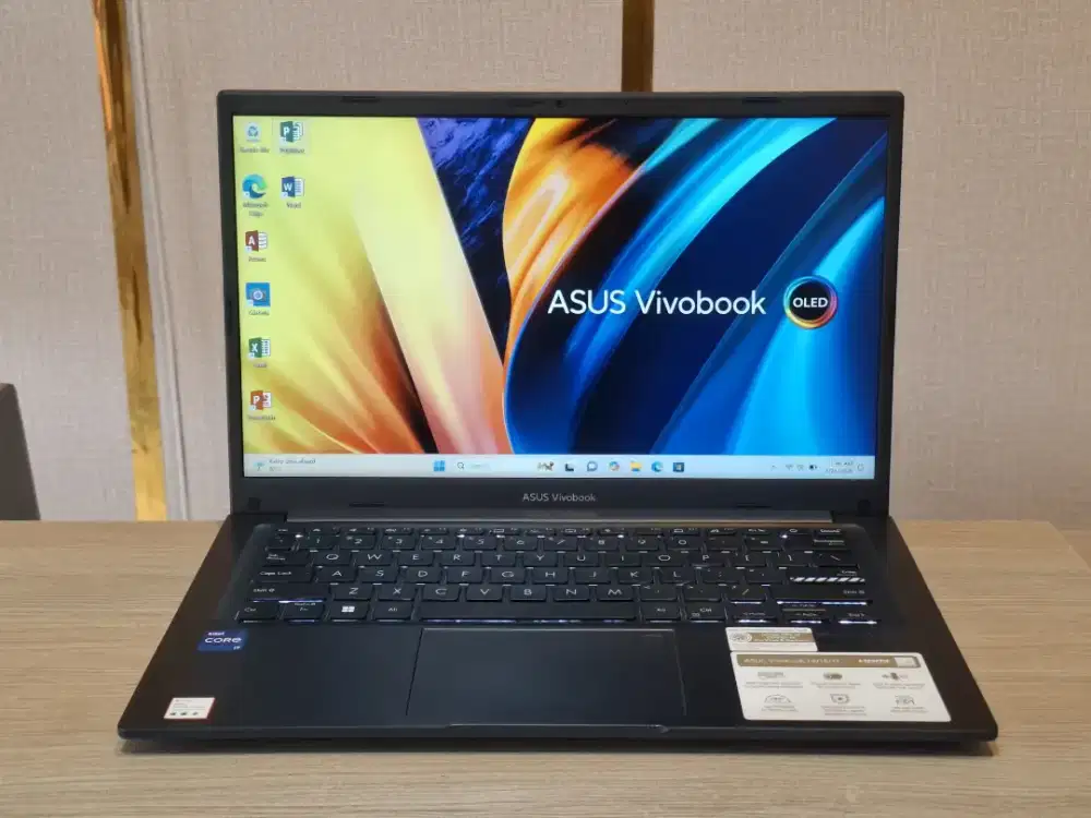 Laptop Asus Vivobook X1404VA Intel core i7 gen 13 ram 8/512GB