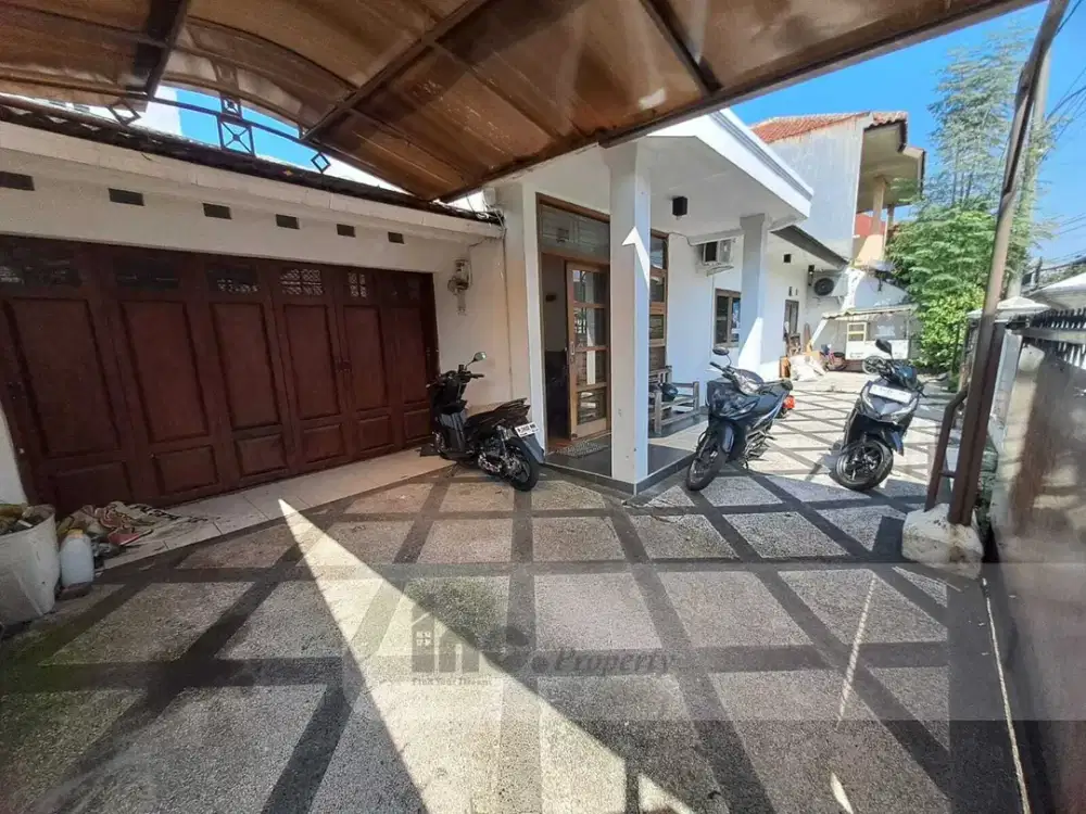 DIJUAL RUMAH MURAH SANGAT STRATEGIS PUSAT KOTA BANDUNG