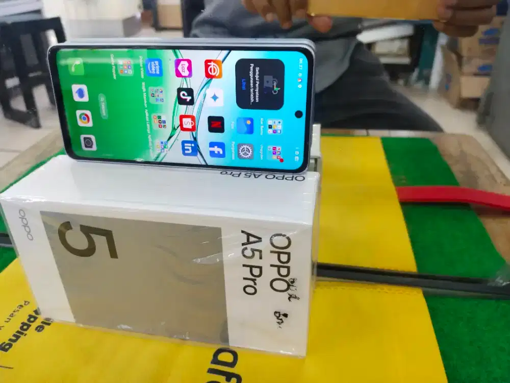 Oppo A5 Pro Ram 8/256 GB mulus sperti baru lengkap