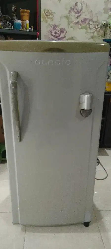 Kulkas 1pintu toshiba siap pakai