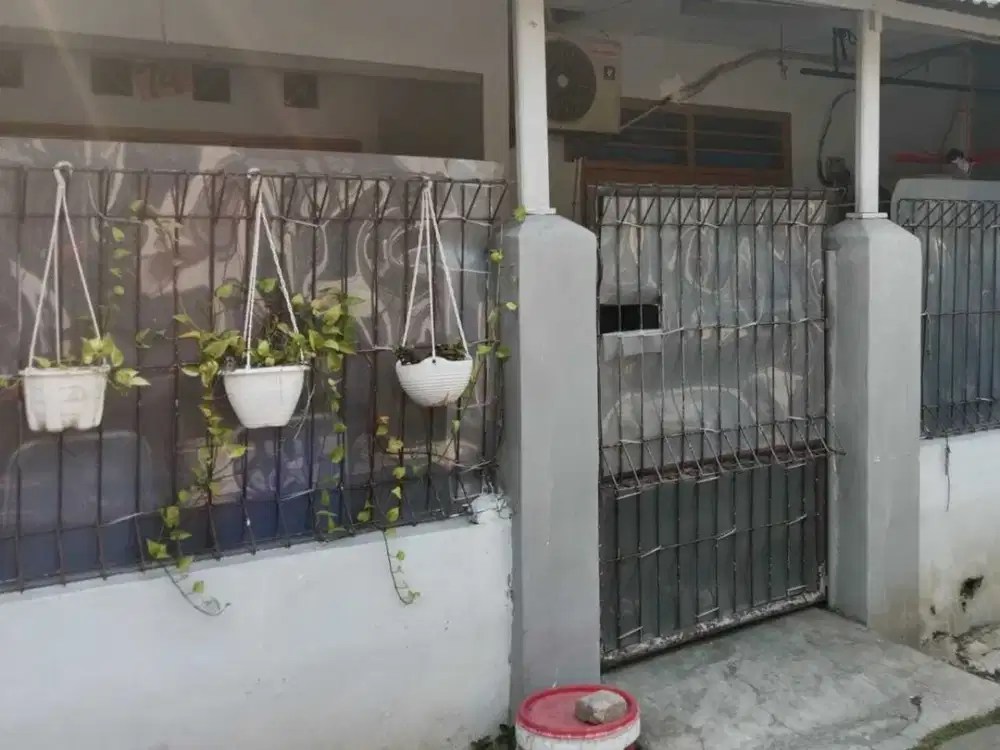 DIJUAL CEPAT RUMAH SIAP HUNI DI PERUMNAS 1 KARAWACI TANGERANG