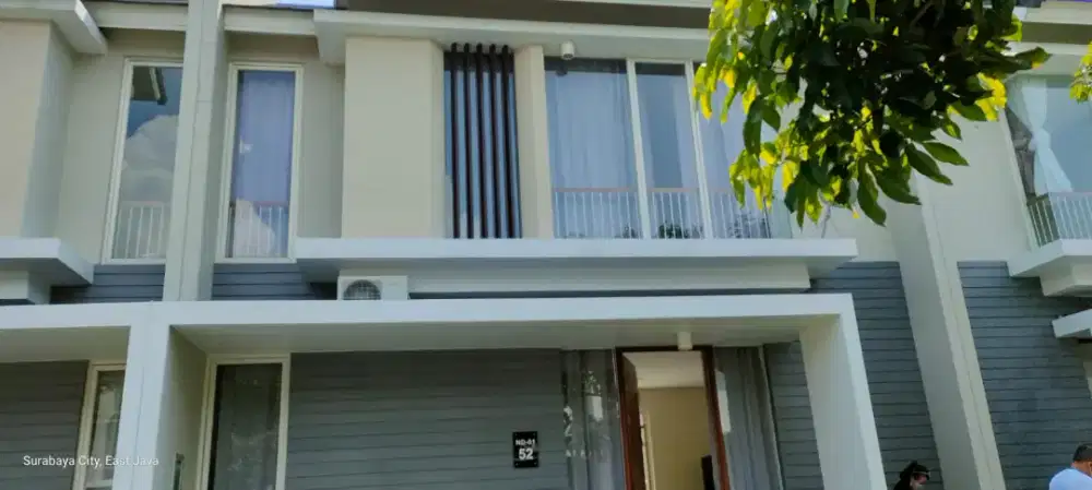 Di jual/Di sewa Citraland rumah 2 lantai siap huni