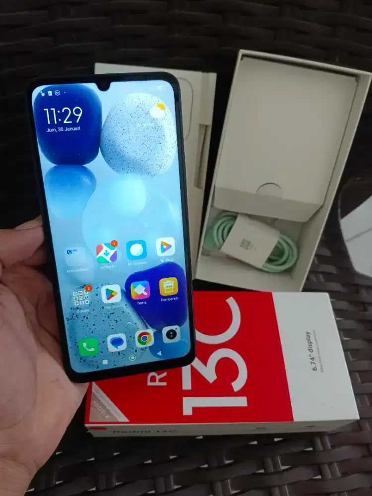 XIAOMI REDMI 13C 12/128GB LENGKAP