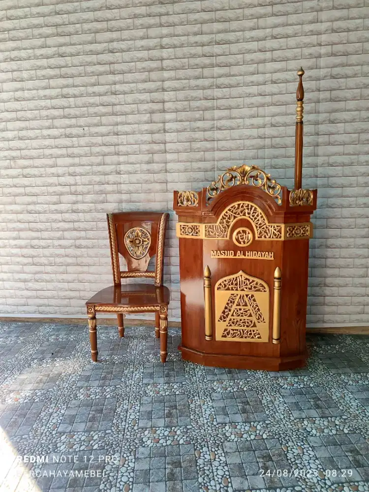 Mimbar masjid minimalis