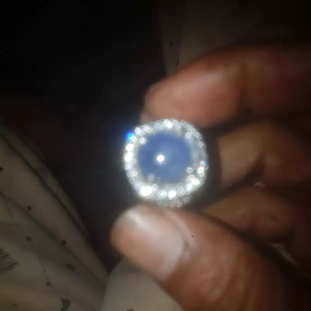 Batu blue safire ceylon Srilanka