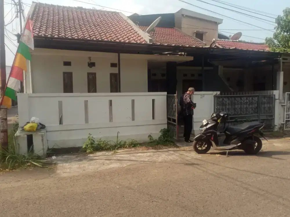 TURUN HARGA*TERMURAH JUAL CEPAT RUMAH TERAWAT FULL GRANIT DI DAERAH KOMPLEK MARGACINTA KOTA BANDUNG