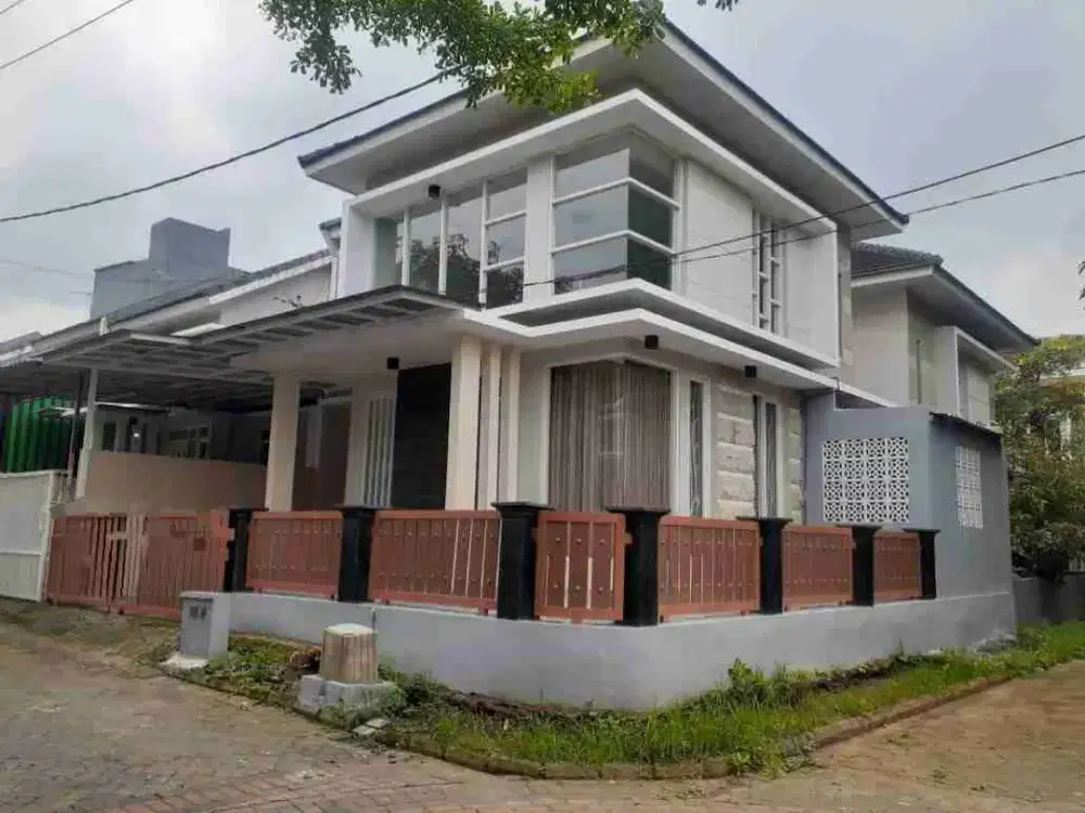 RUMAH MEWAH SIAP HUNI DIENg
