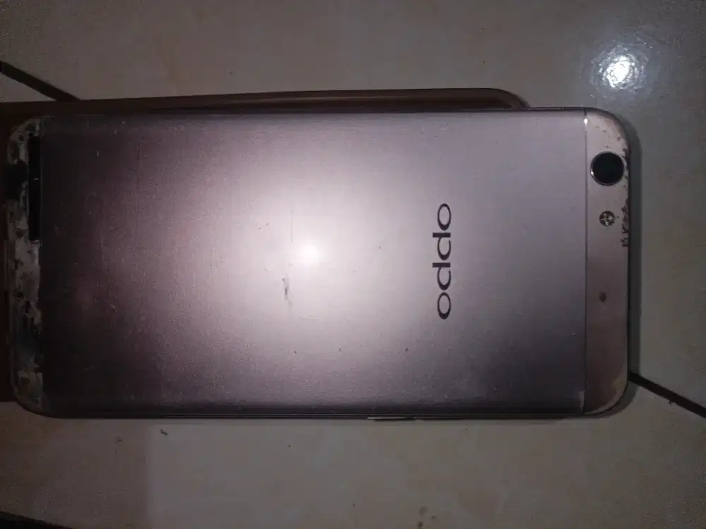 Jual aja nih hp oppof1s SMA Lenovo mati