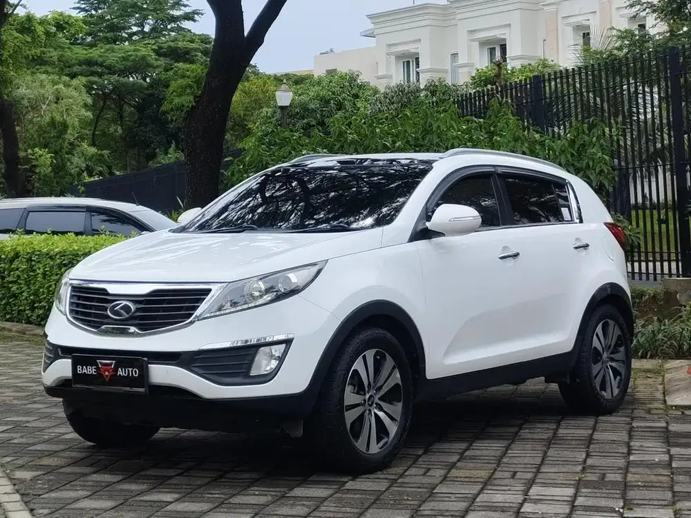 KIA SPORTAGE EX 2.0 AT 2013 putih BERGARANSI