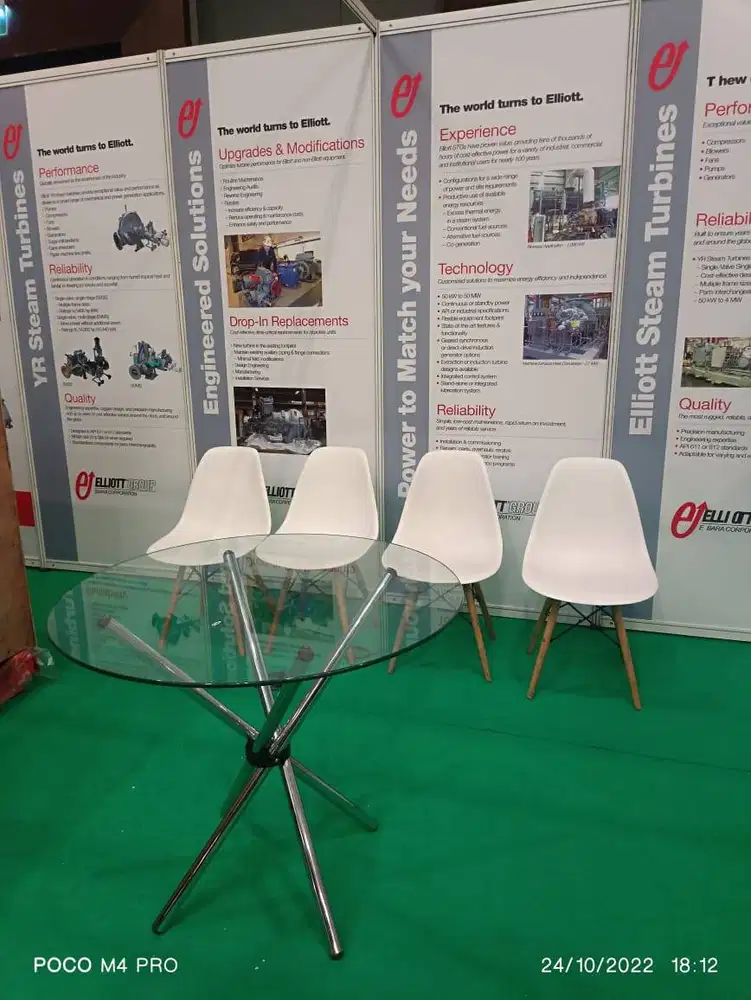 Menyediakan Meja Dealing