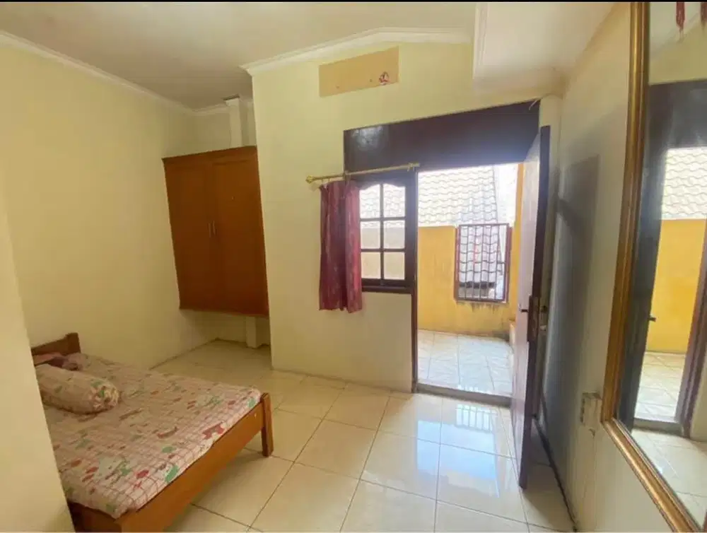 Kost Murah Ciledug - Sudah Listrik