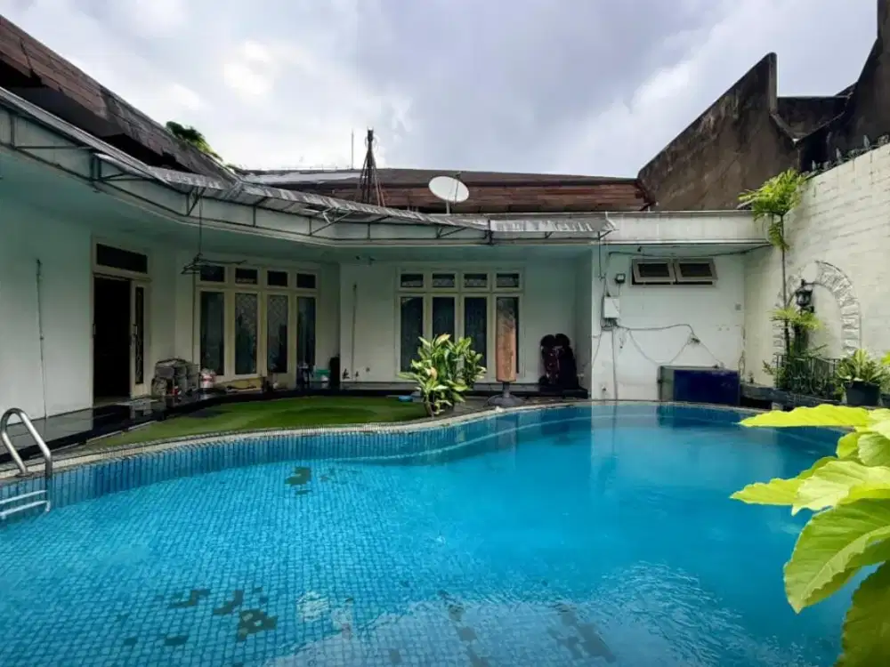 DIJUAL RUMAH DI KEBAYORAN BARU JAKARTA SELATAN HARGA DI BAWAH PASARAN, PRIME AREA