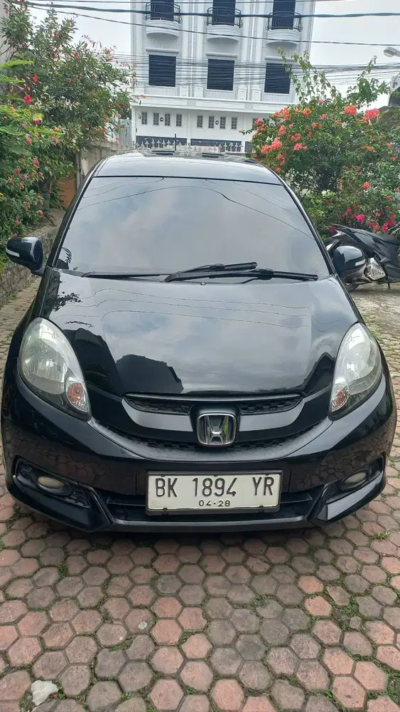 Dijual Mobilio e cvt 2014