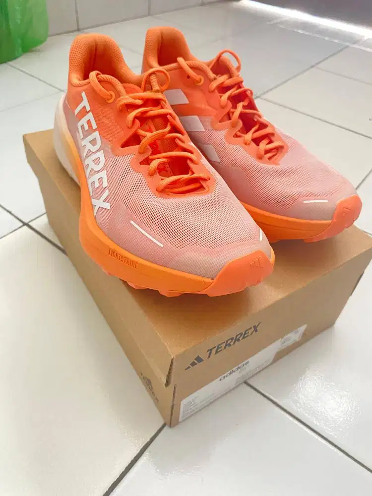 Sepatu Trail Run Adidas Agravic 3W