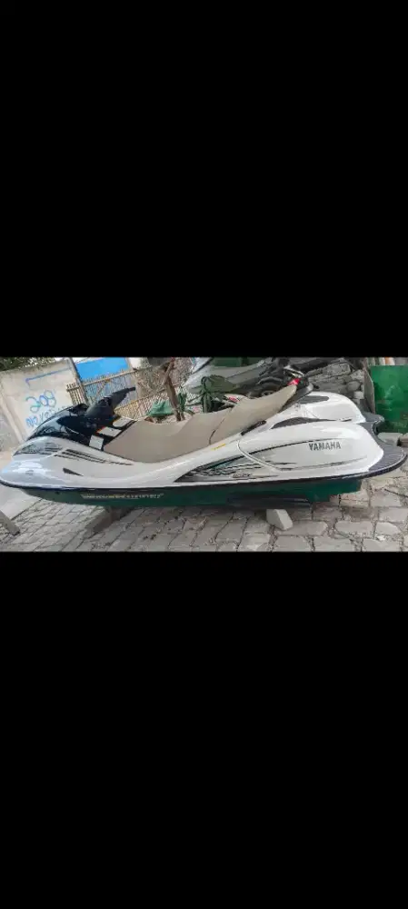 Bodi jetski SUV yamaha