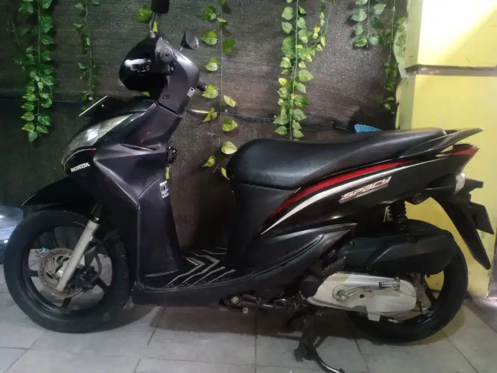 Honda 2011 PJK hidup mesin kering ,pajak hidup dan surat lengkap