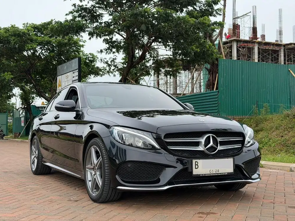 (CASH) Mercedes Benz C200 AMG 2018 Black
