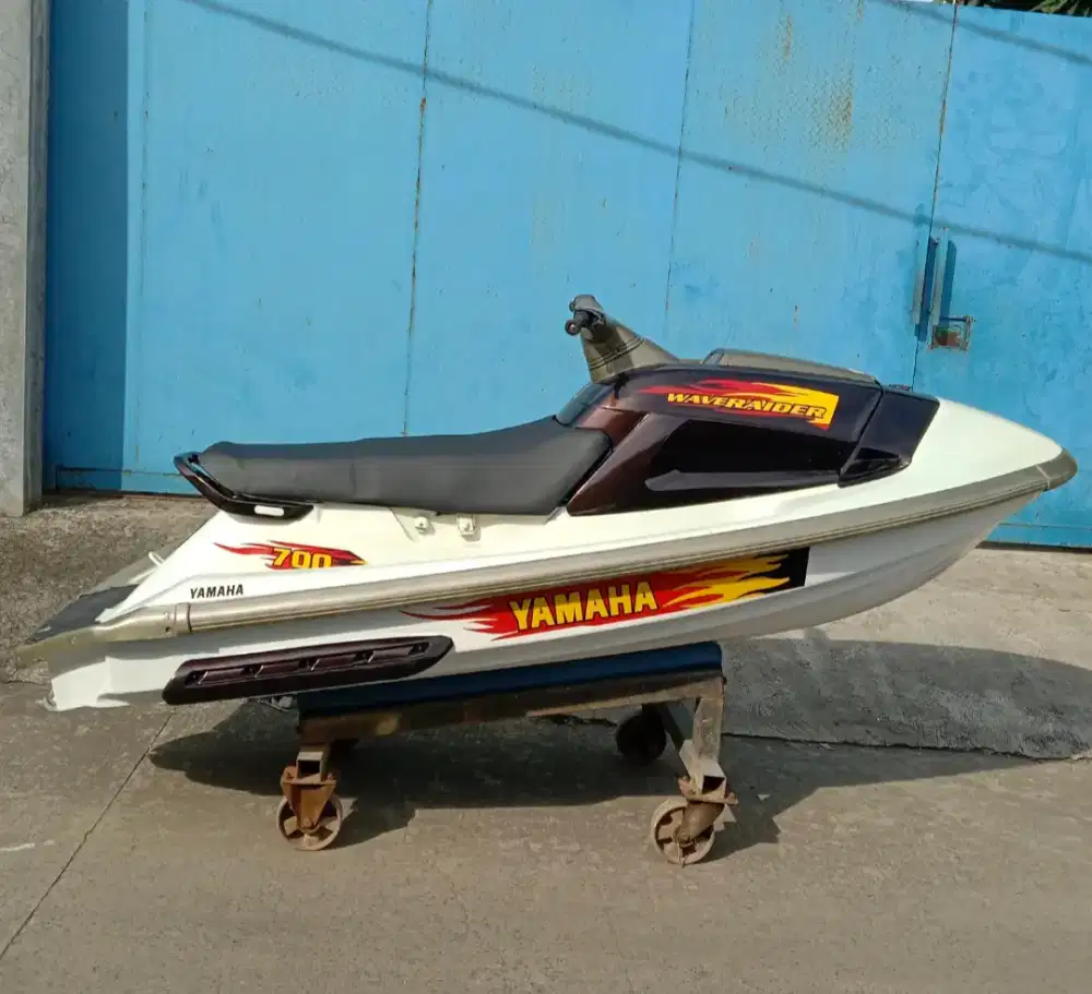 Bodi jetski aza