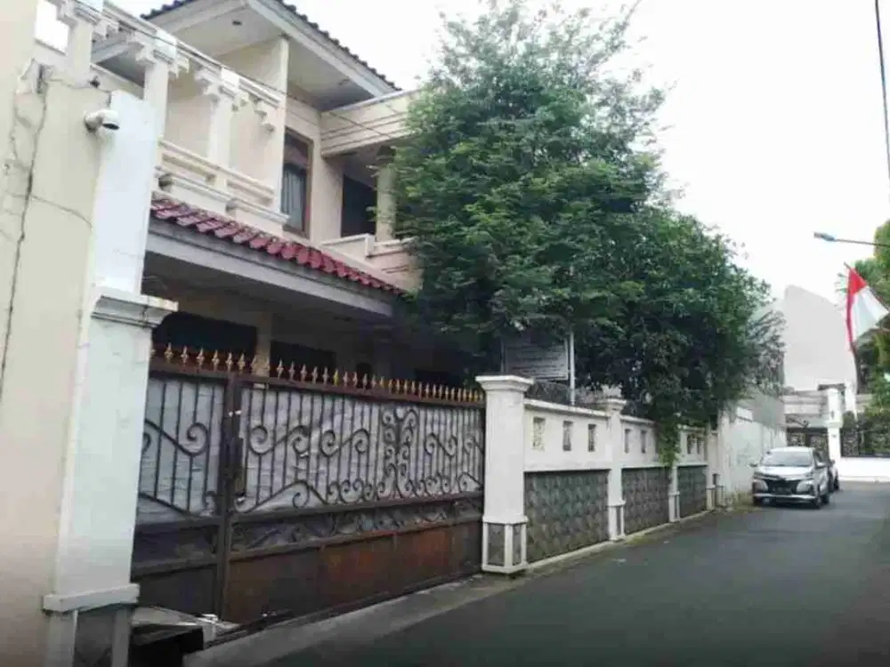 Rumah Luas 2 Lantai LT 372 m² Cipinang – Akses Mudah, Siap Huni