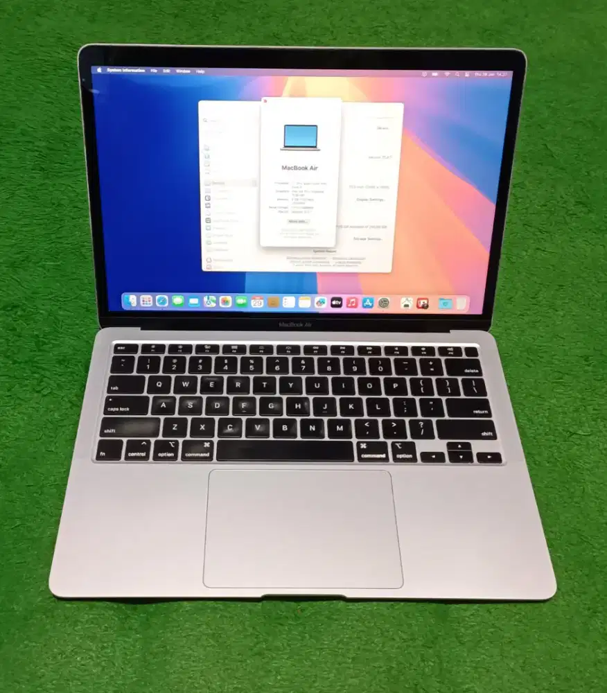 Apple Macbook Air 2020 Intel i5 8/256 Silver Murah