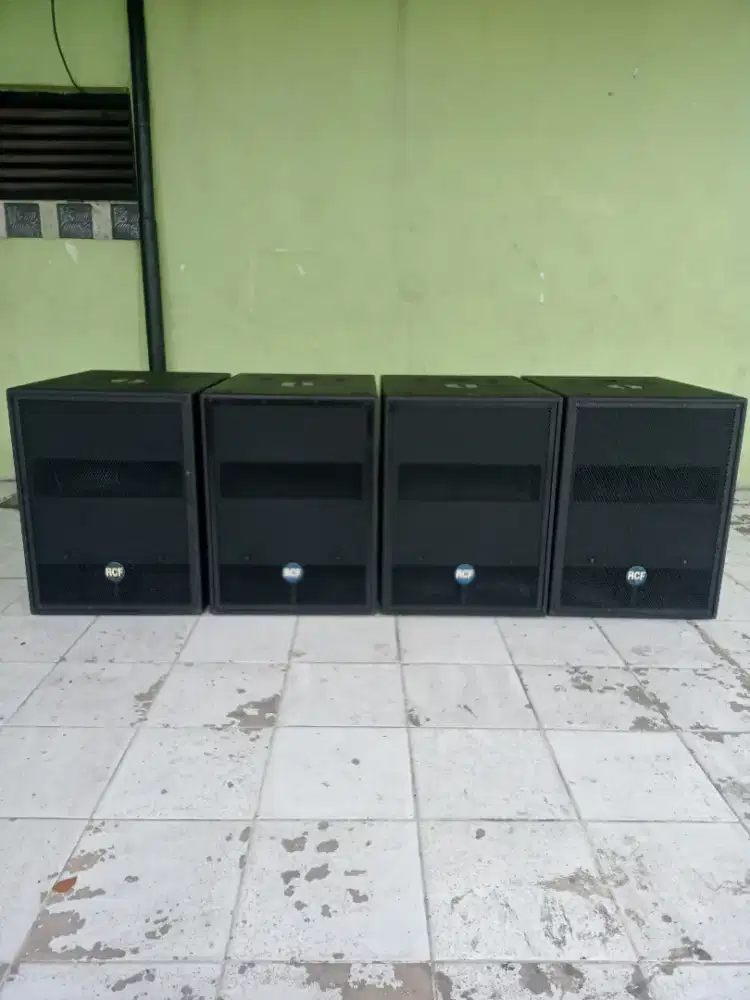 SUBWOOFER AKTIF RCF 8002 MADE IN ITALY