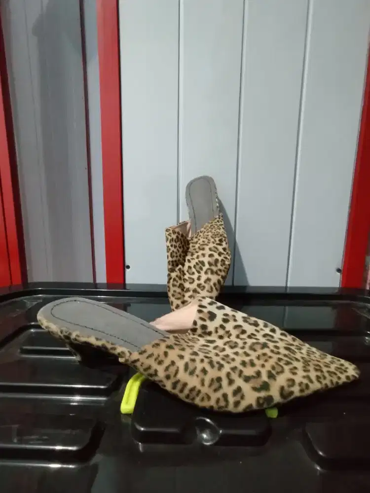 High Heels Motif Leopard