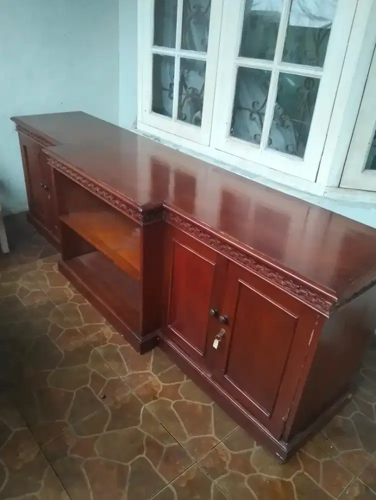 Bismilah,dijual rak tv msh bgus dan mulus