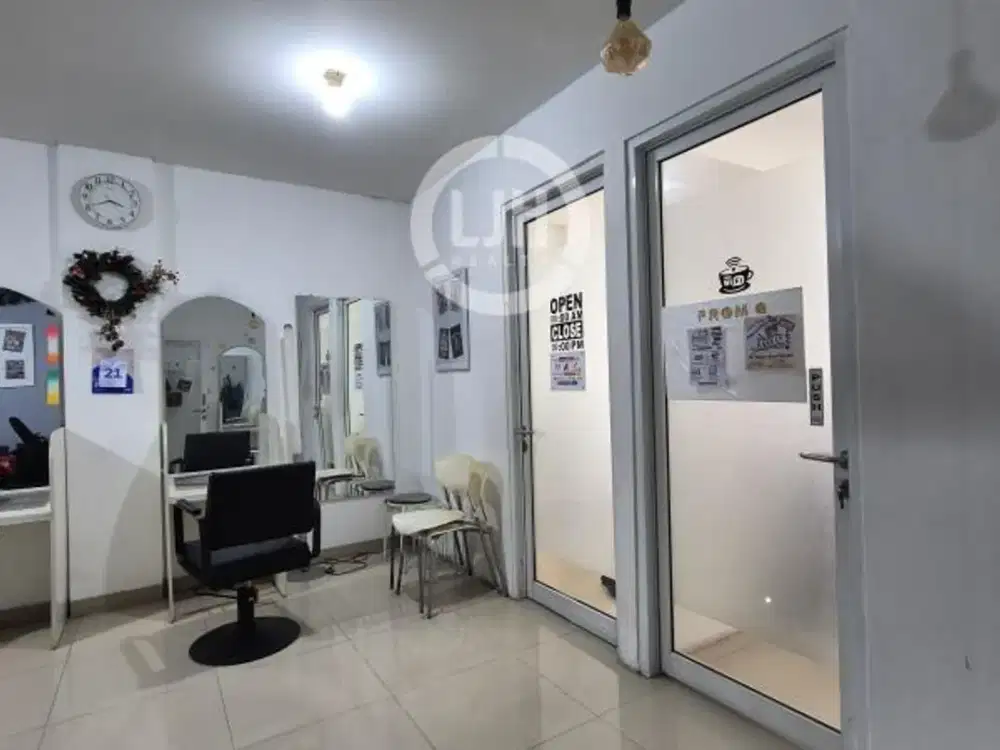 Rumah Bisa Untuk Usaha di Pulomas Barat, Pulo Gadung, Jakarta Timur