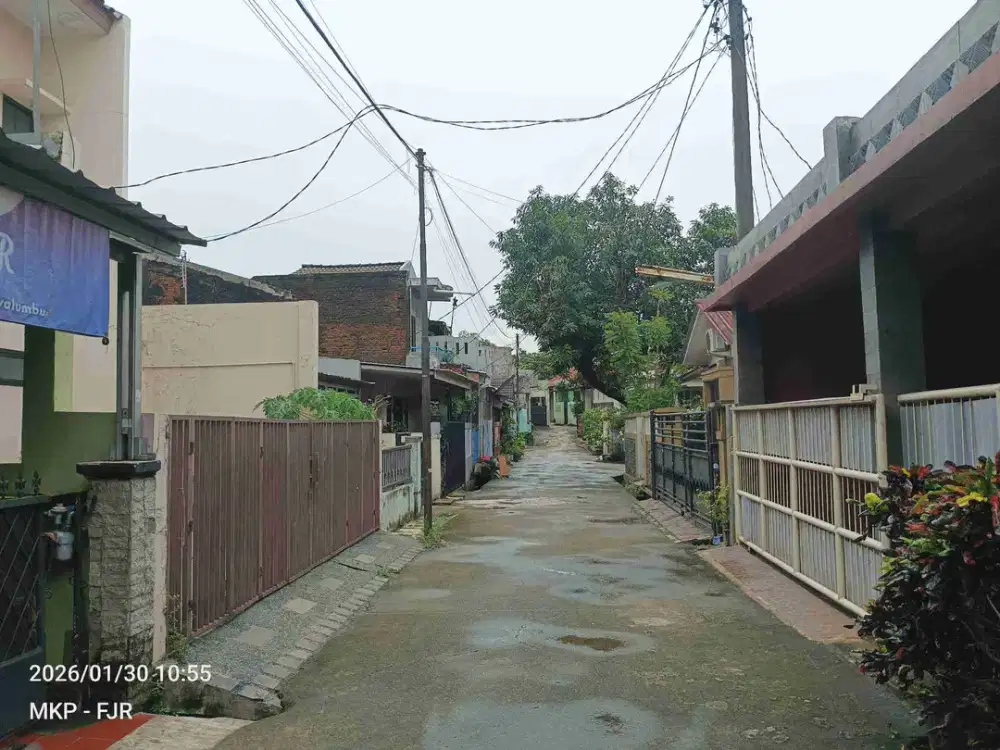 jual rumah hrg temen 4 kamar di Rawalumbu jembatan 8