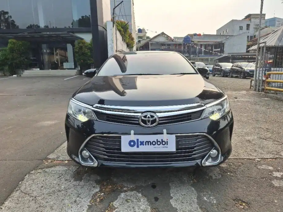DP MURAH Toyota Camry 2.5 V Bensin-AT 2016  CFABB
