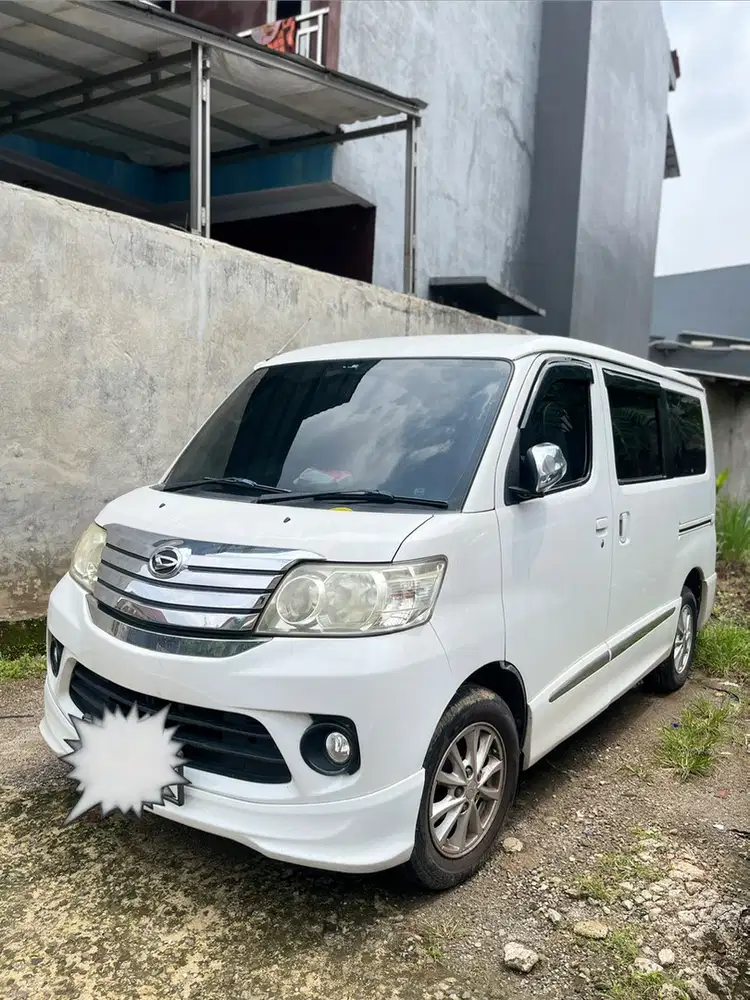 Daihatsu Luxio 2017 Bensin