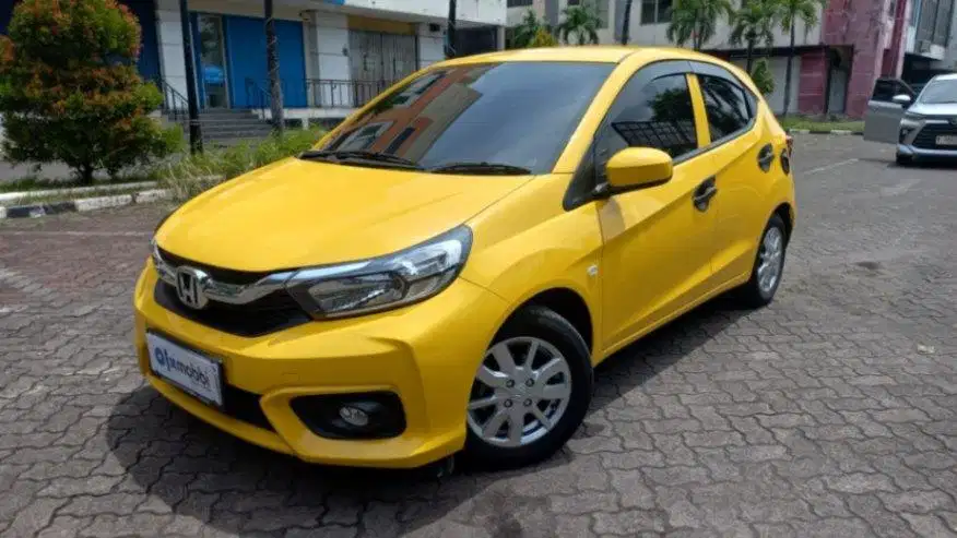 DP MURAH - Honda Brio Satya 1.2 E Bensin AT 2022 Kuning