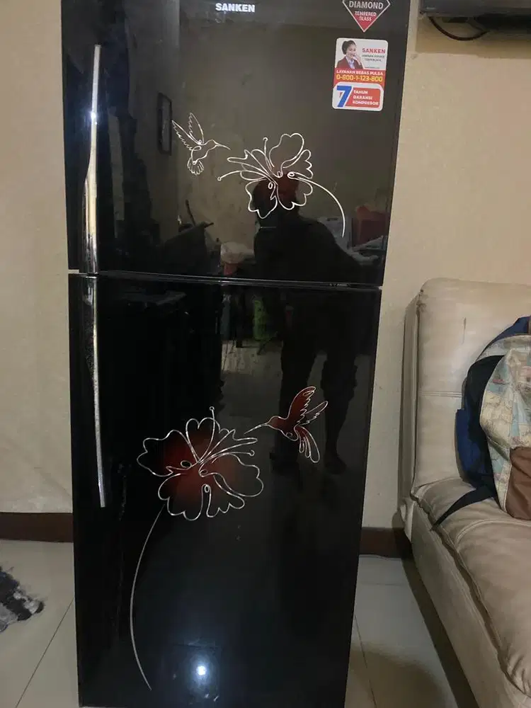 Dijual kulkas preelove bagus