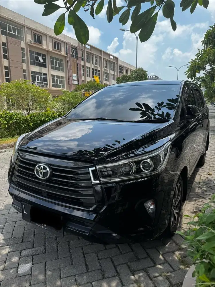 INNOVA REBORN V AT 2021 HITAM