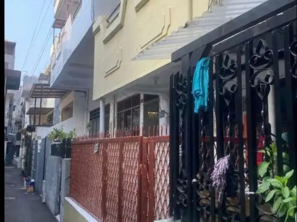 ANA RUMAH DALAM GANG UK LT.48M DI TAMBORA